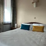 Hôtel de Flandre 2* Compiègne