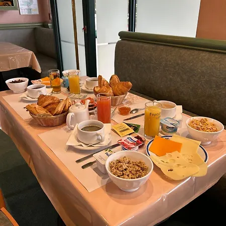 מלון De Flandre 2*