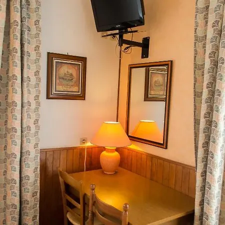 De Flandre Hotel 2*